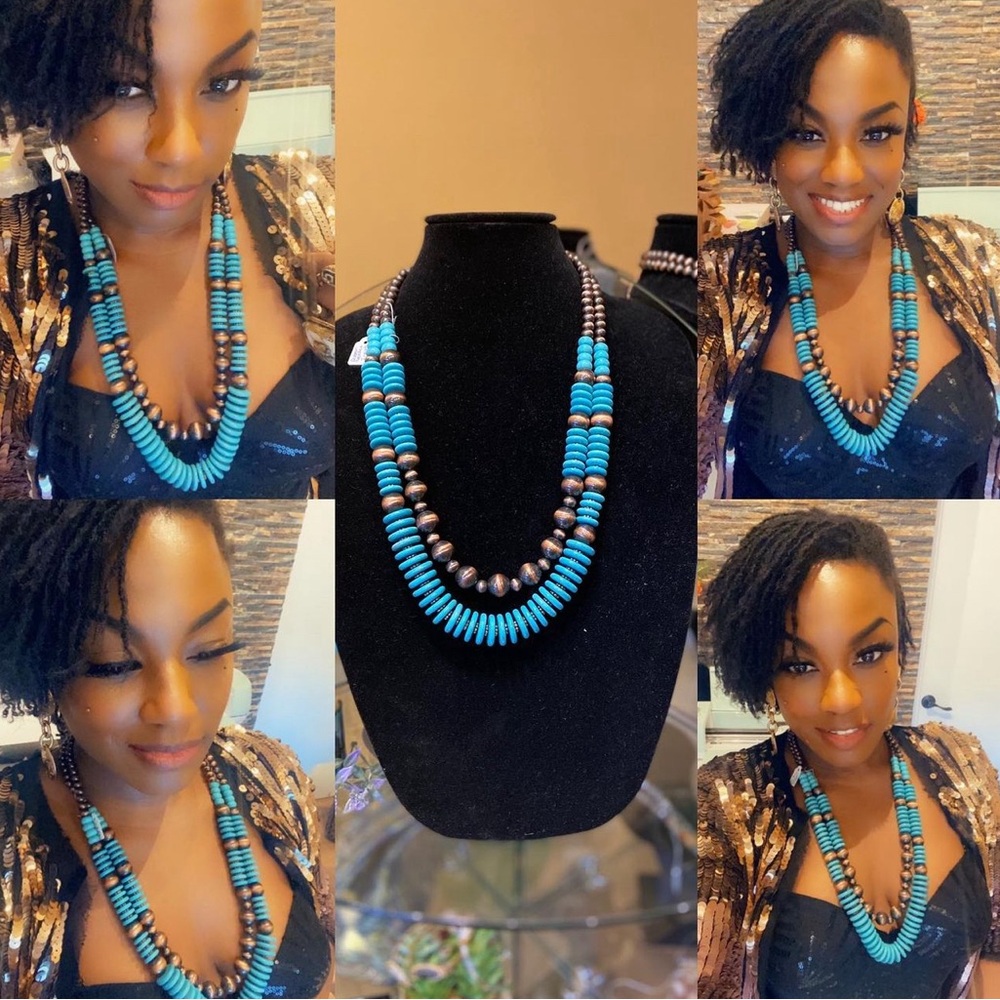 Long turquoise color necklace